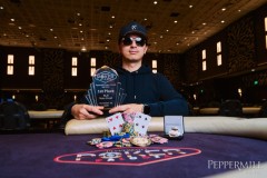 Peppermill-Poker-Palooza-_Yhang-Lu-Winner-300000-Peppermill-Poker-Palooza-Main-Event-Alicia-Skillman_DSC00783